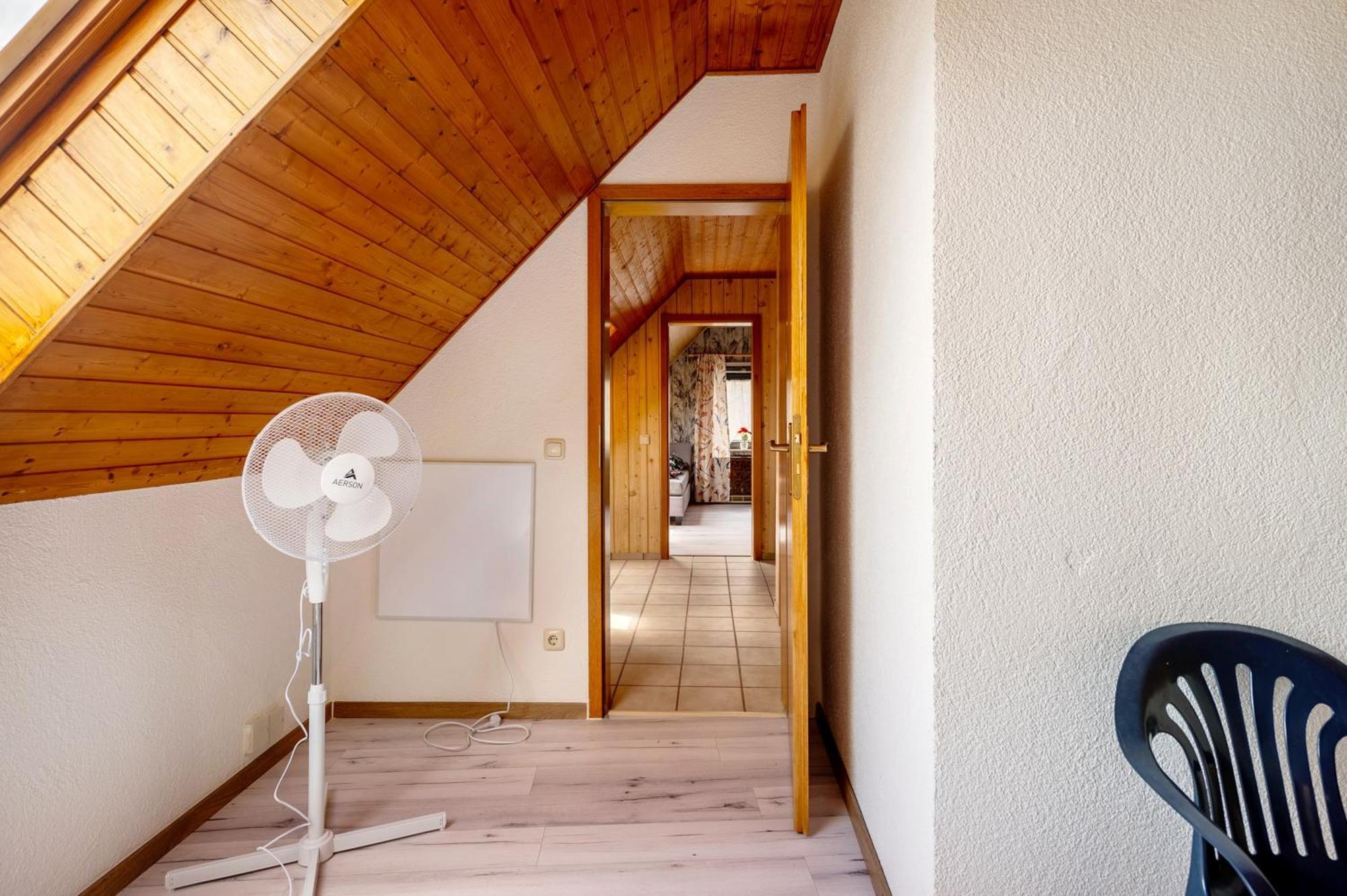 Ferienhaus Eiffelperle Kaisersesch エクステリア 写真