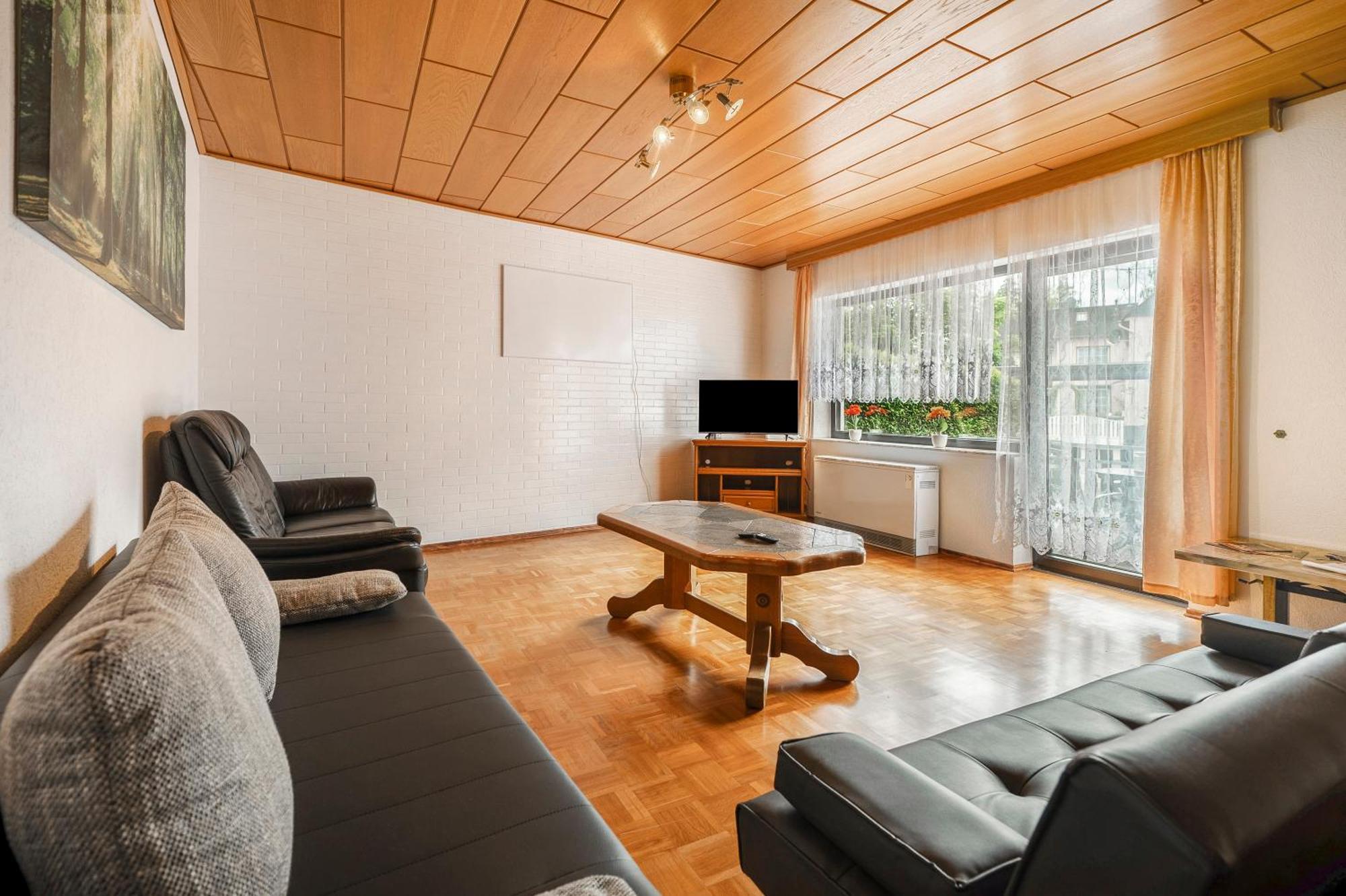 Ferienhaus Eiffelperle Kaisersesch エクステリア 写真