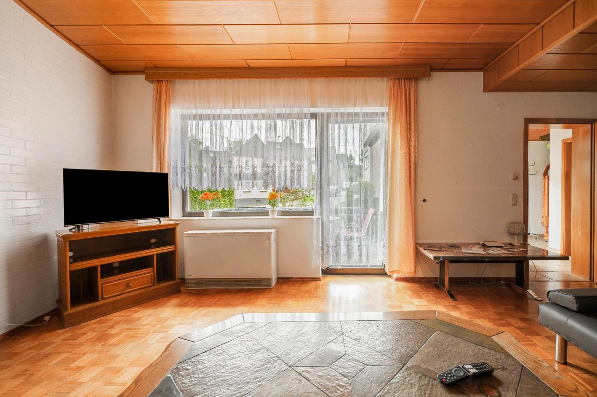 Ferienhaus Eiffelperle Kaisersesch エクステリア 写真